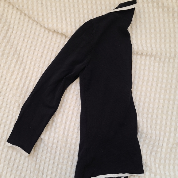 Black and white button up blazer - Picture 4 of 6